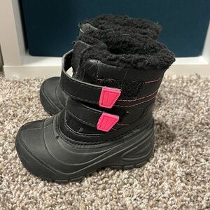 Girls’ Wonder Nation Snow Boots Toddler Boots sz 6 - only used a couple times